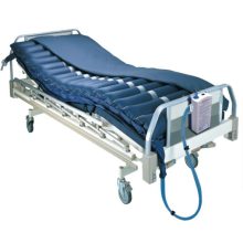 Ricant Decu 2 Kompresszoros Felfekvés elleni matrac 50-130kg-ig PU takaróval I-IV stádiumra 